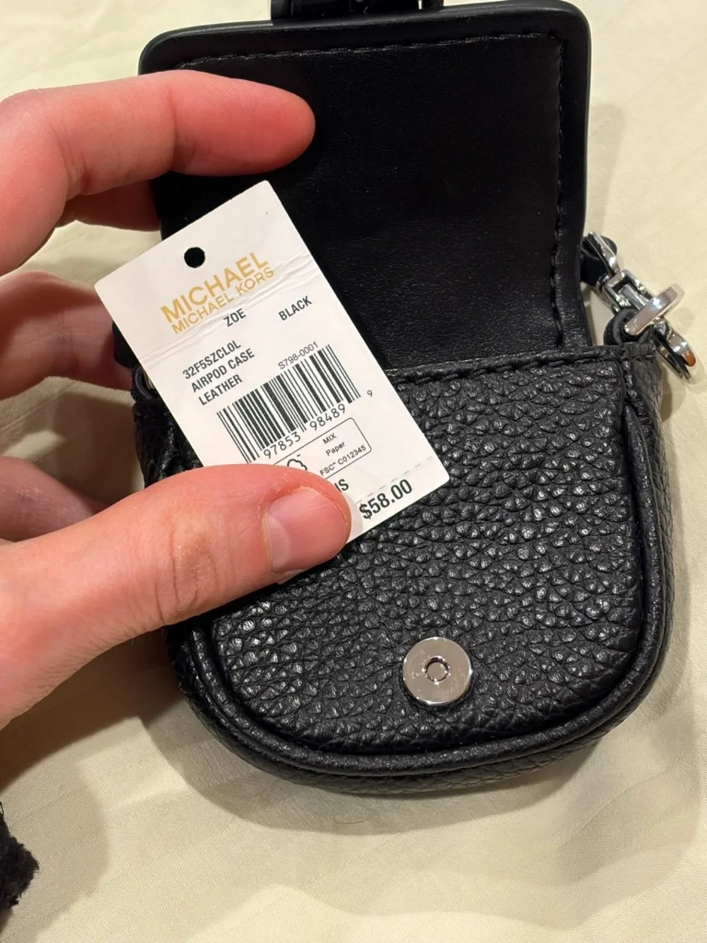 NWT Michael Kors Zoe Leather Bag Charm/AirPods Case - Picture 4 of 5